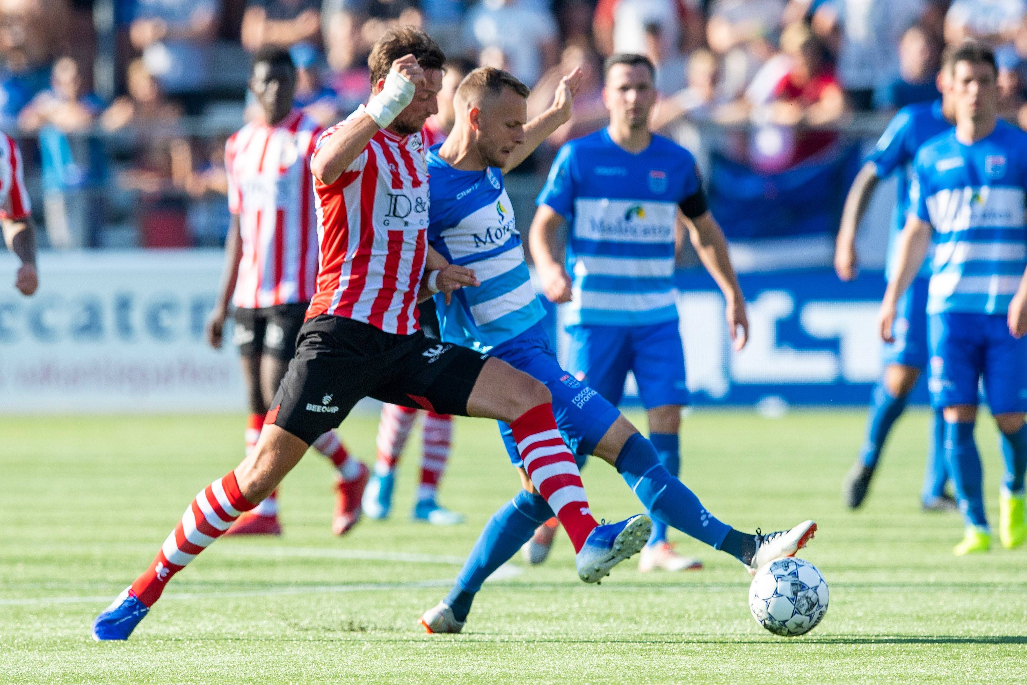 他的表现再 他的表现再