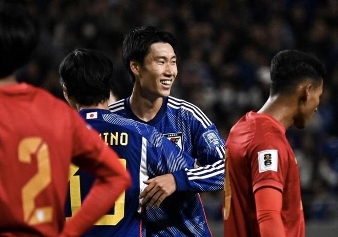 右路传中成 右路传中成